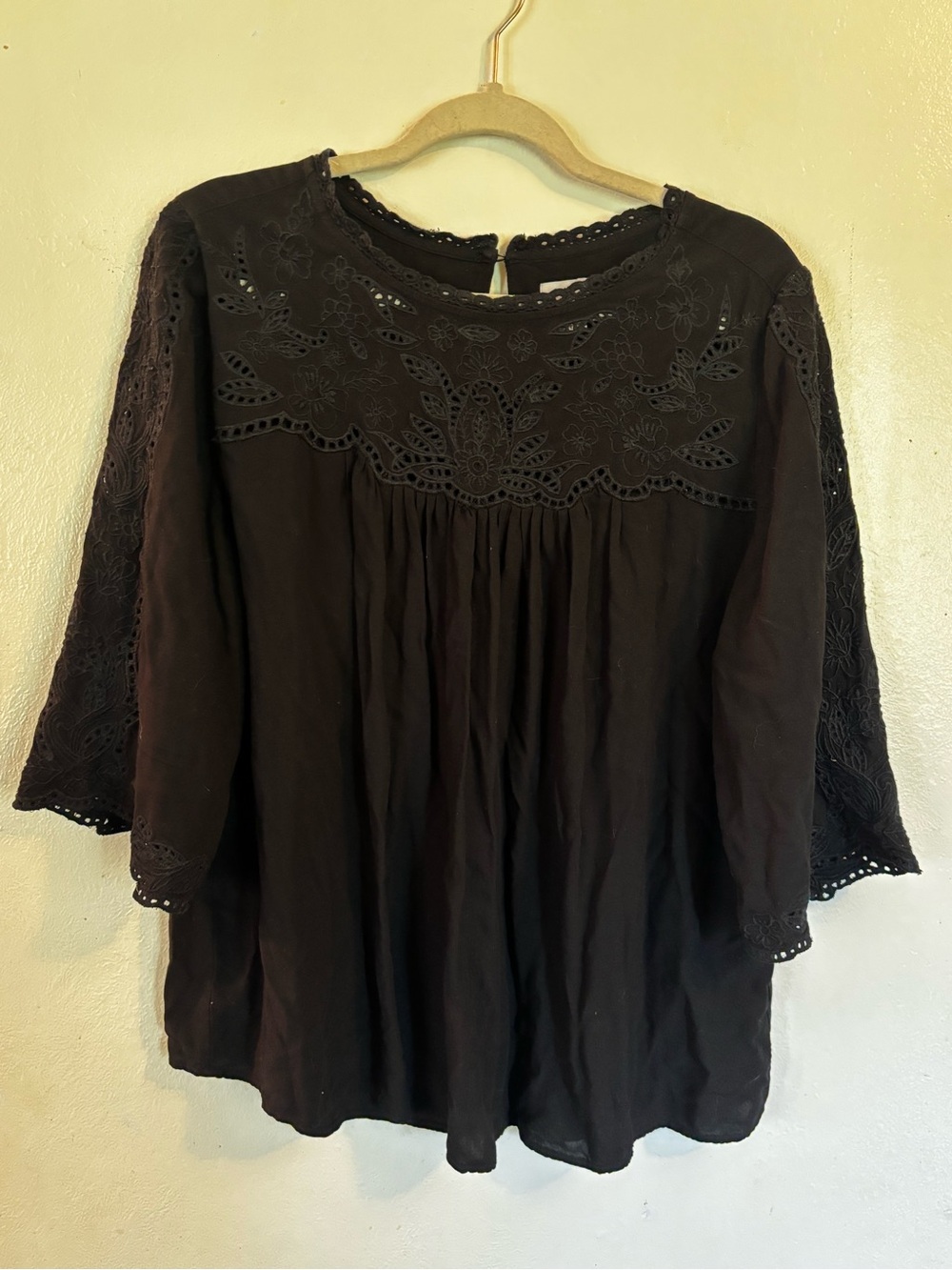 Chico's Black Eyelet Embroidered Peasant Blouse
